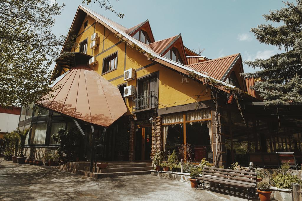Hotel Sumski Feneri Bitola Extérieur photo