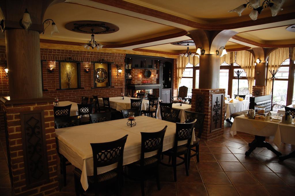 Hotel Sumski Feneri Bitola Extérieur photo